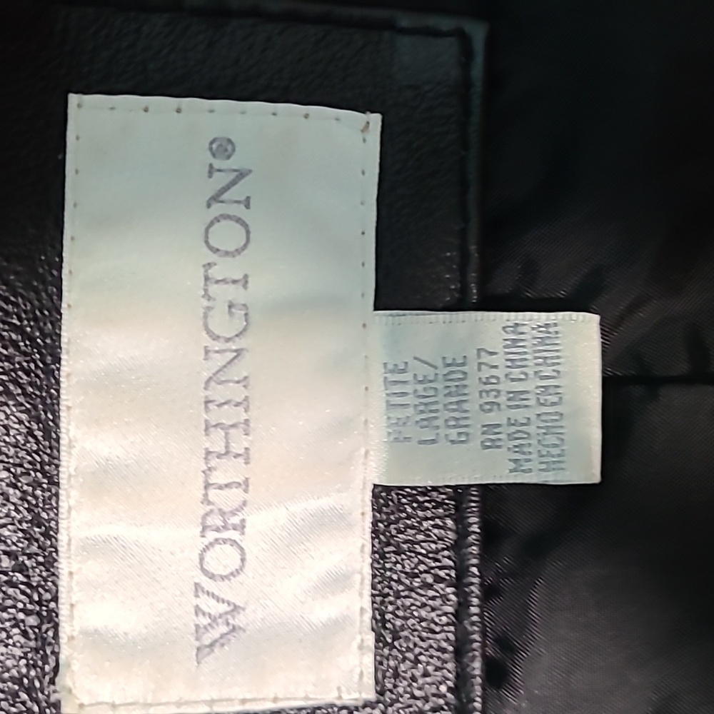 Leather jacket - Picture 4 of 6